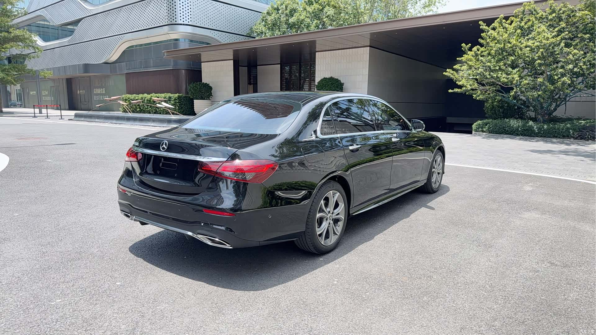 Mercedes-Benz E-Class, 2022 2