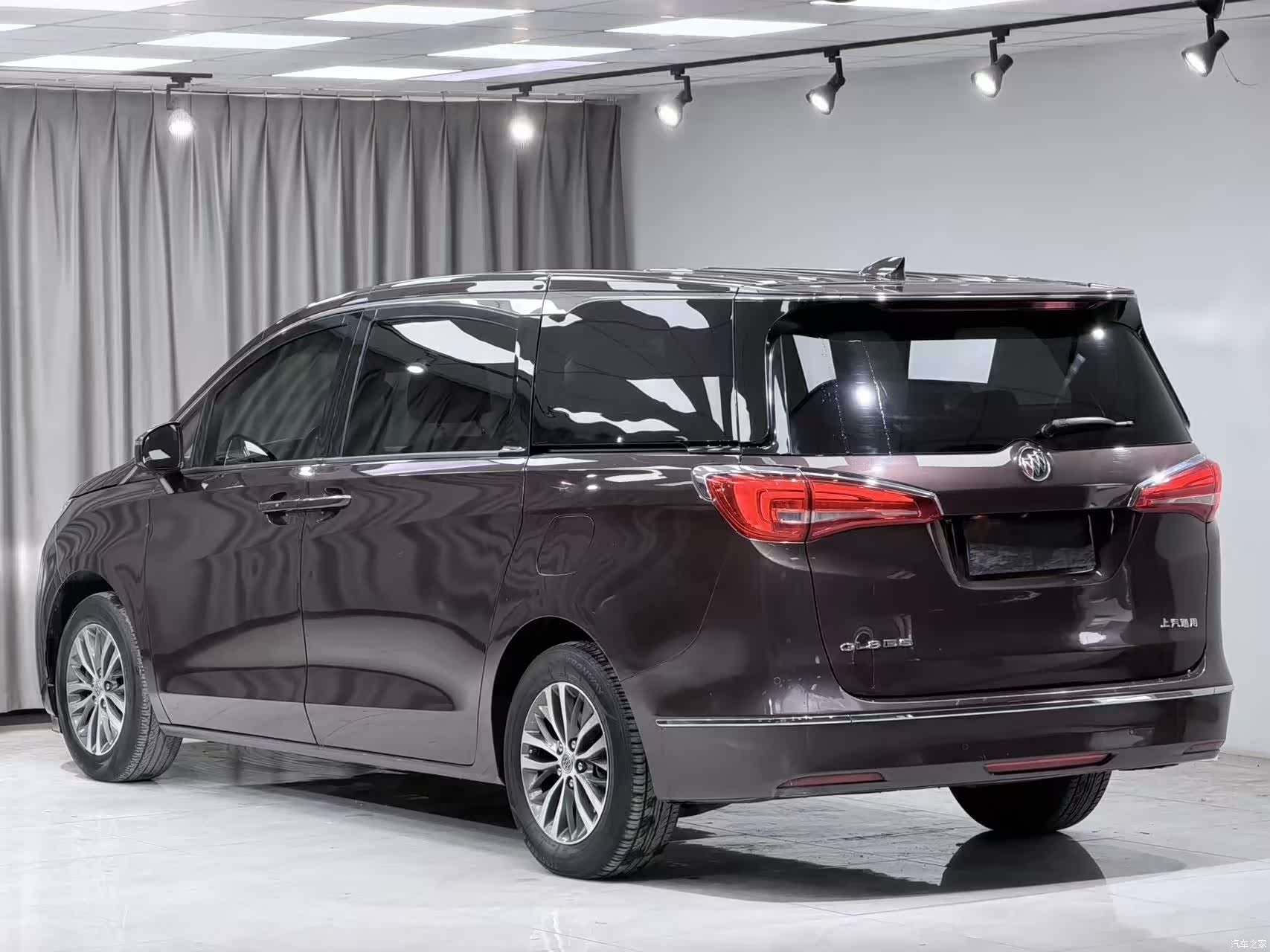 Buick GL8, 2018 10