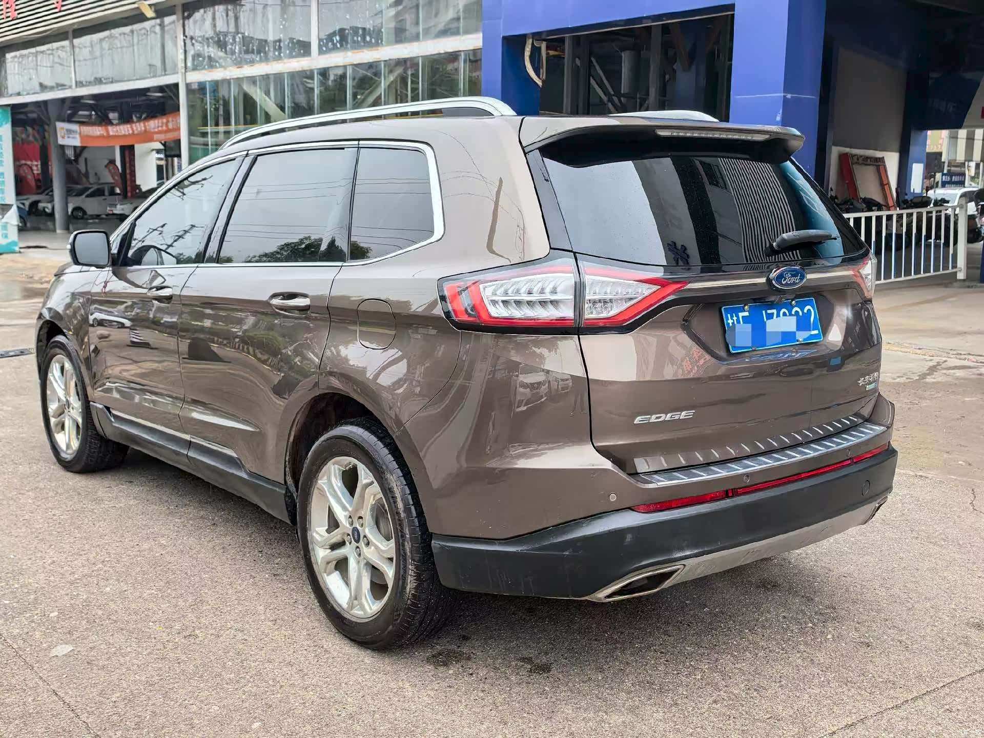 Ford Edge, 2015 16