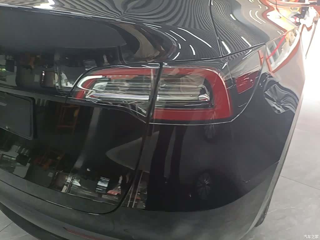 Tesla Model Y, 2022 8