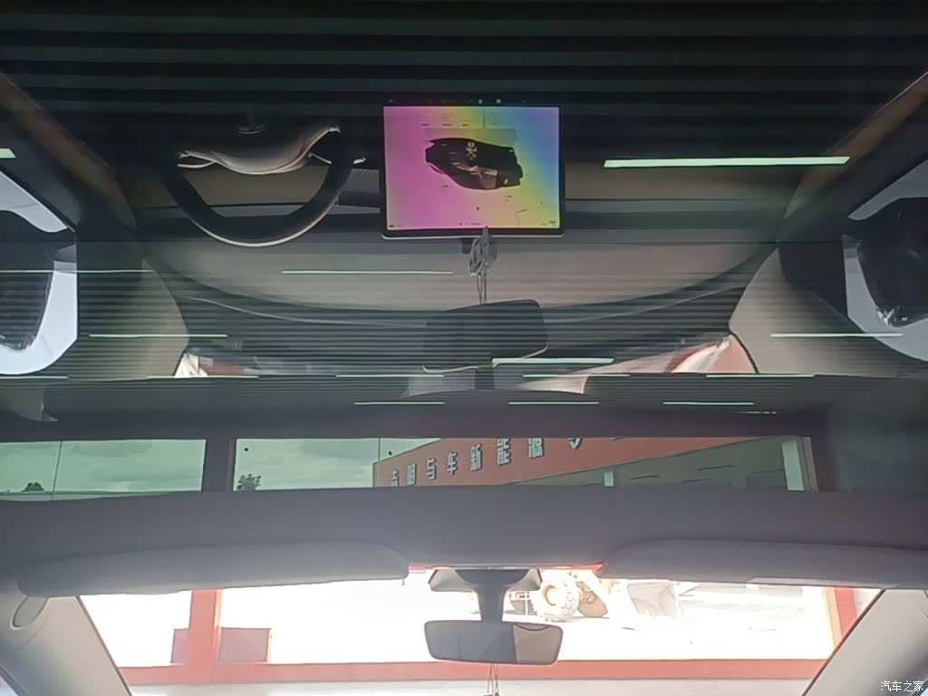 Tesla Model Y, 2022 18