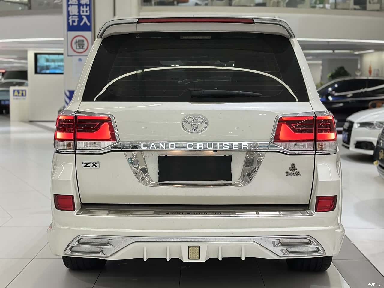 Toyota Land Cruiser, 2016 9