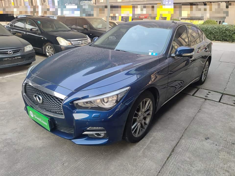 Infiniti Q50L