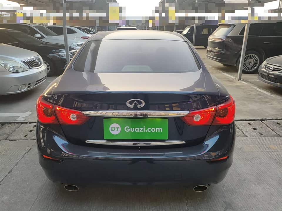 Infiniti Q50L