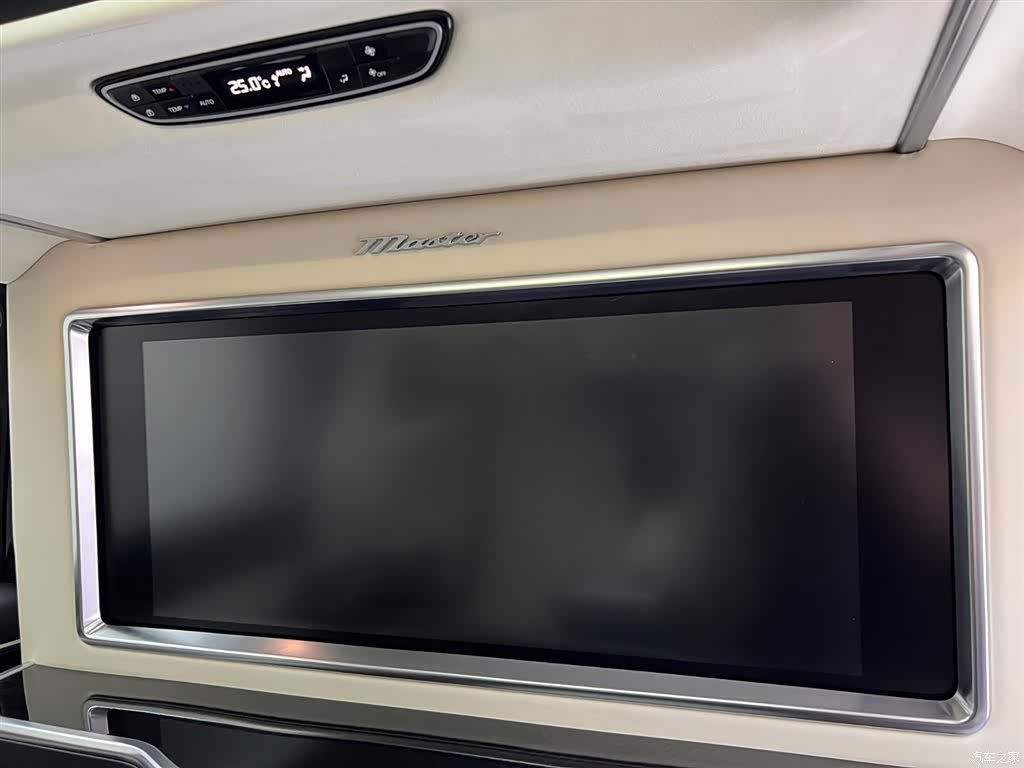 Trumpchi M8, 2022 21