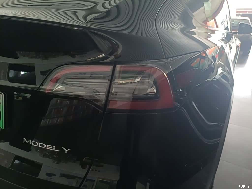 Tesla Model Y, 2022 8