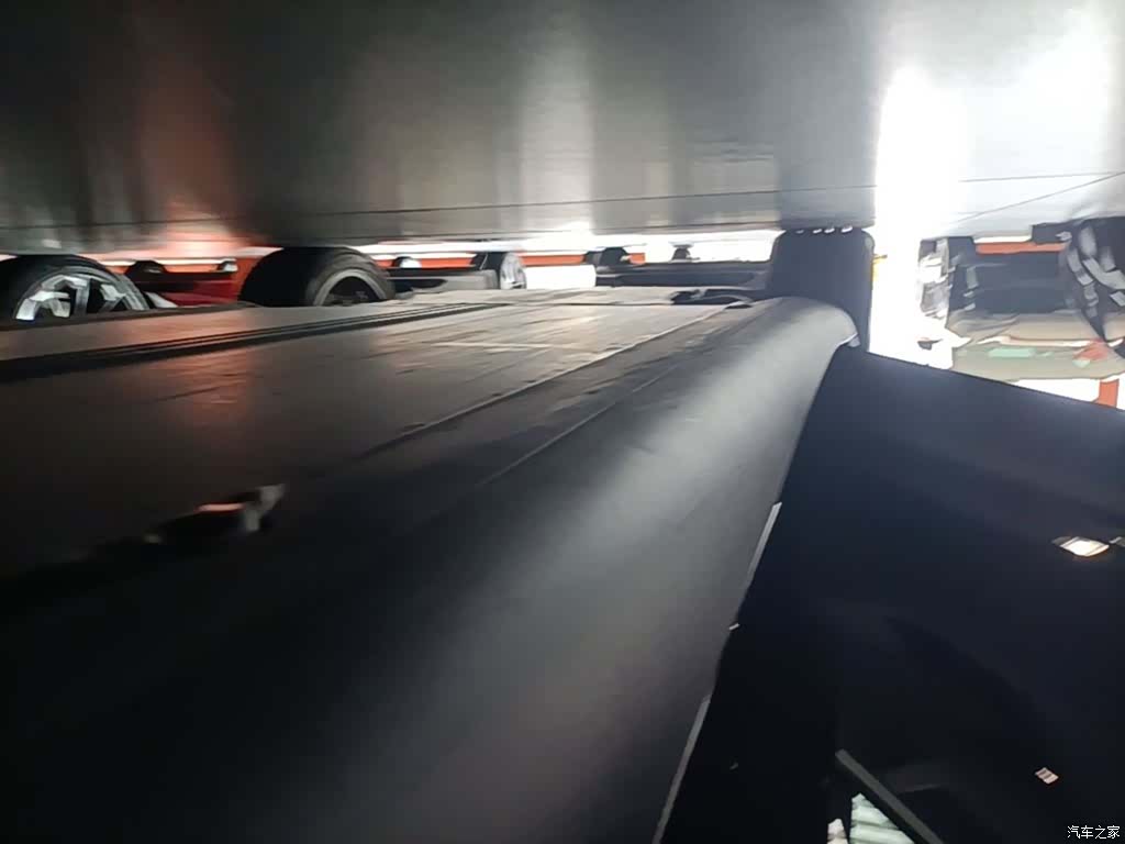 Tesla Model Y, 2022 22