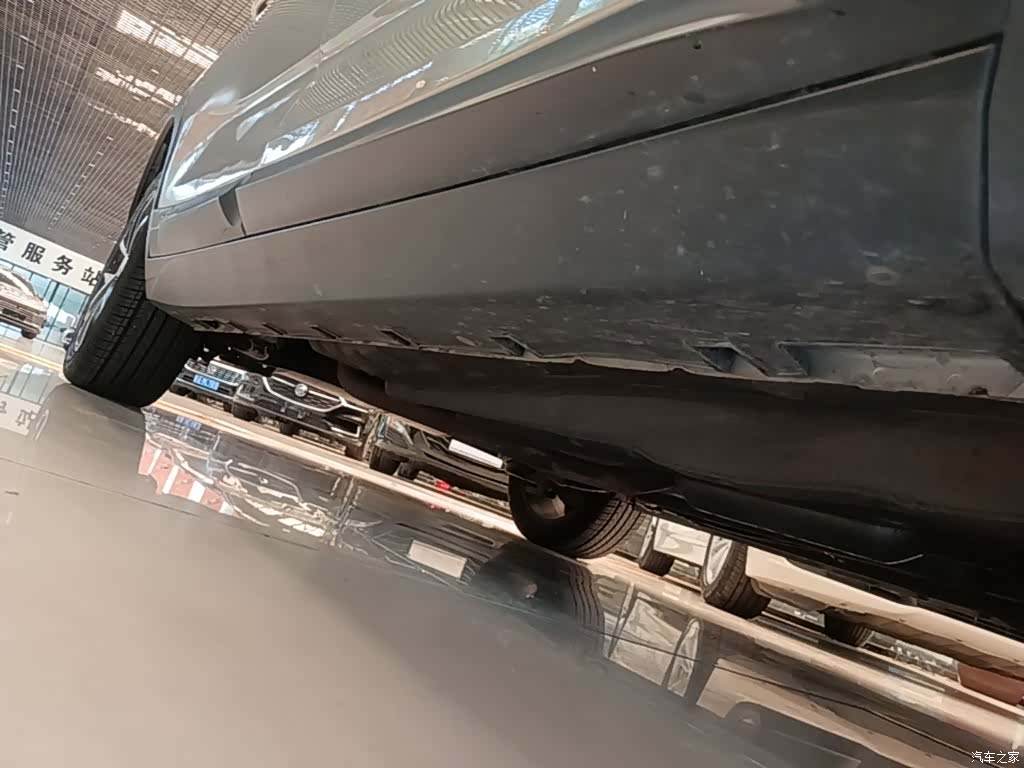 Geely Emgrand, 2021 21