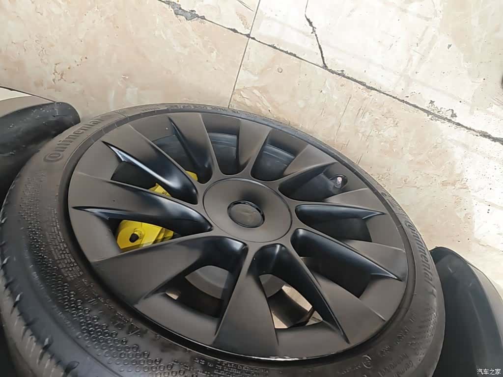 Tesla Model Y, 2021 23