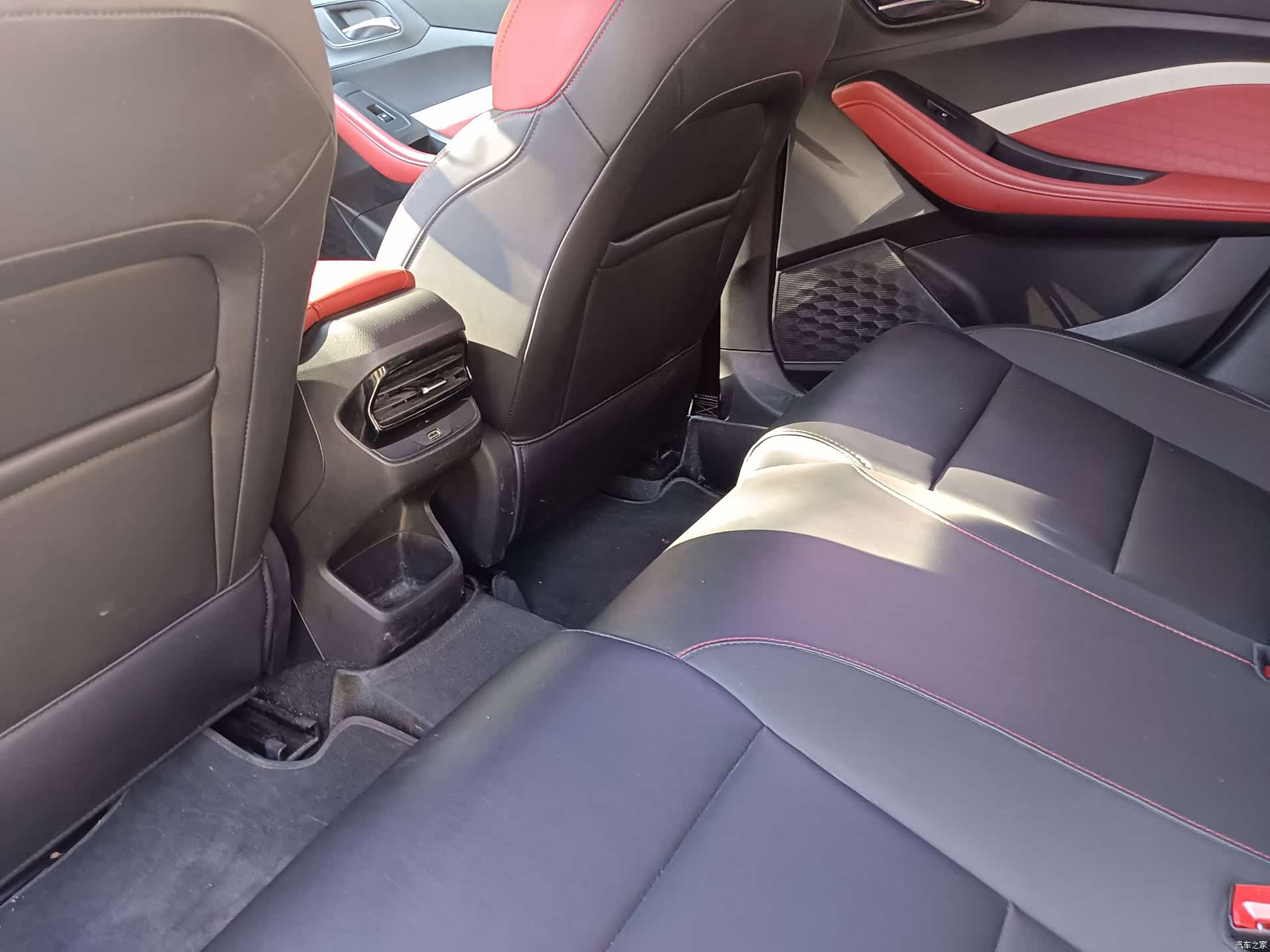 MG MG5, 2021 15