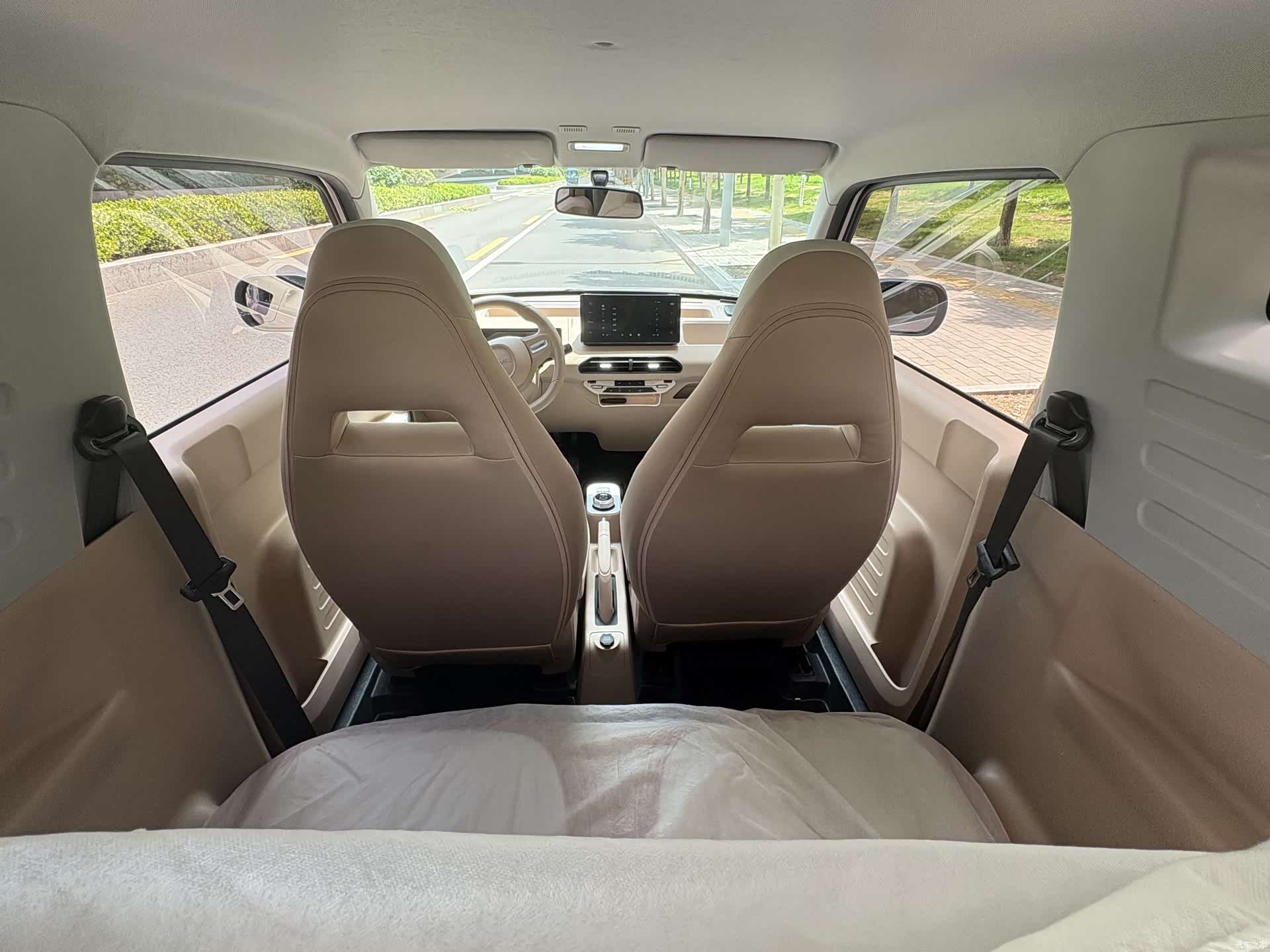 Geely Panda, 2023 11