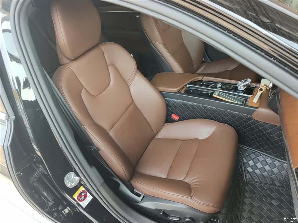 Volvo S90, 2023 25