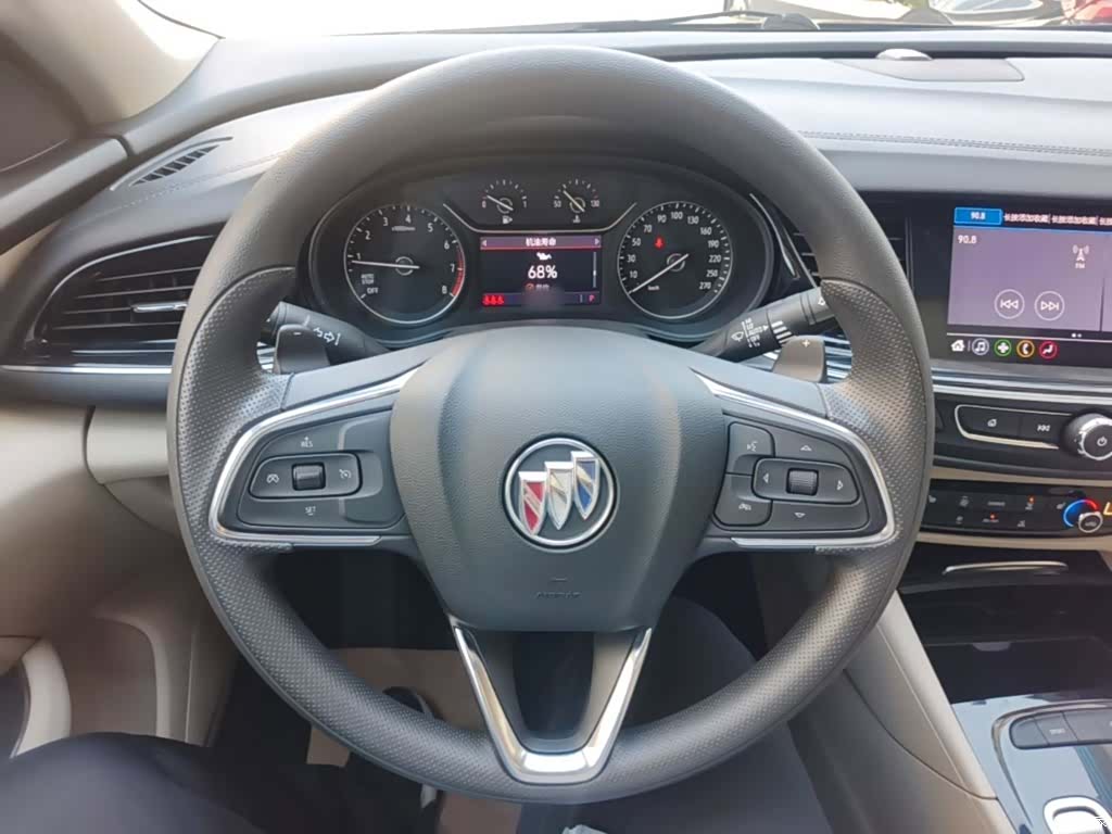 Buick Regal, 2022 11