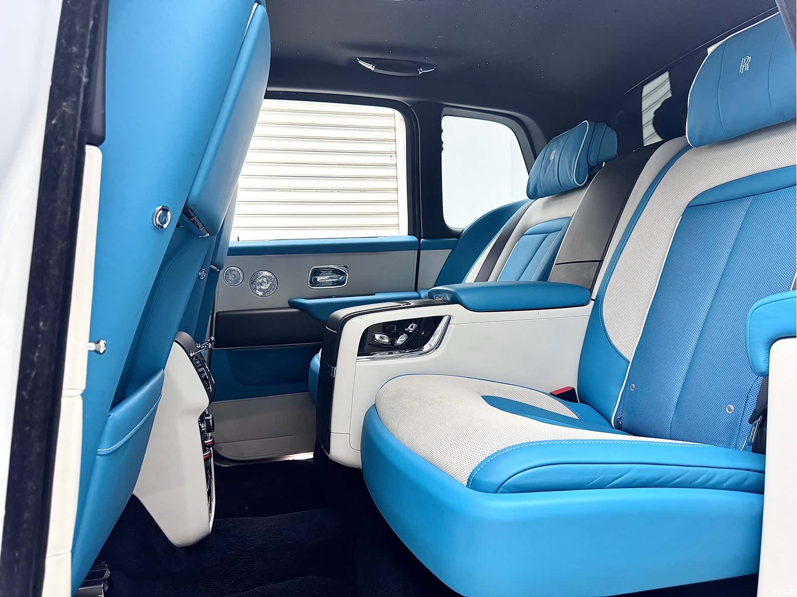 Rolls-Royce Cullinan, 2021 13