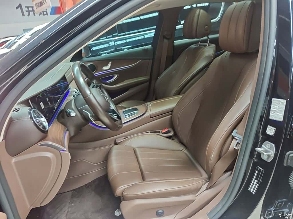Mercedes-Benz E-Class, 2023 15