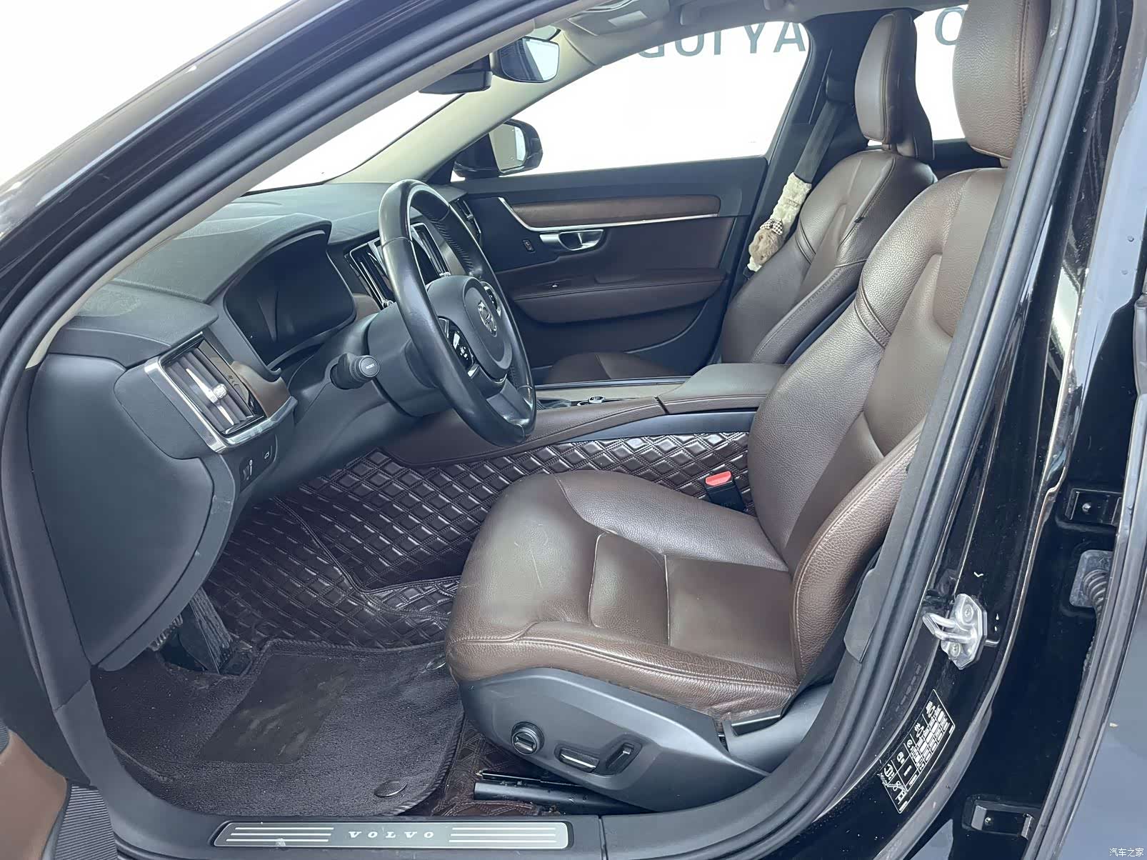 Volvo S90, 2019 все фото