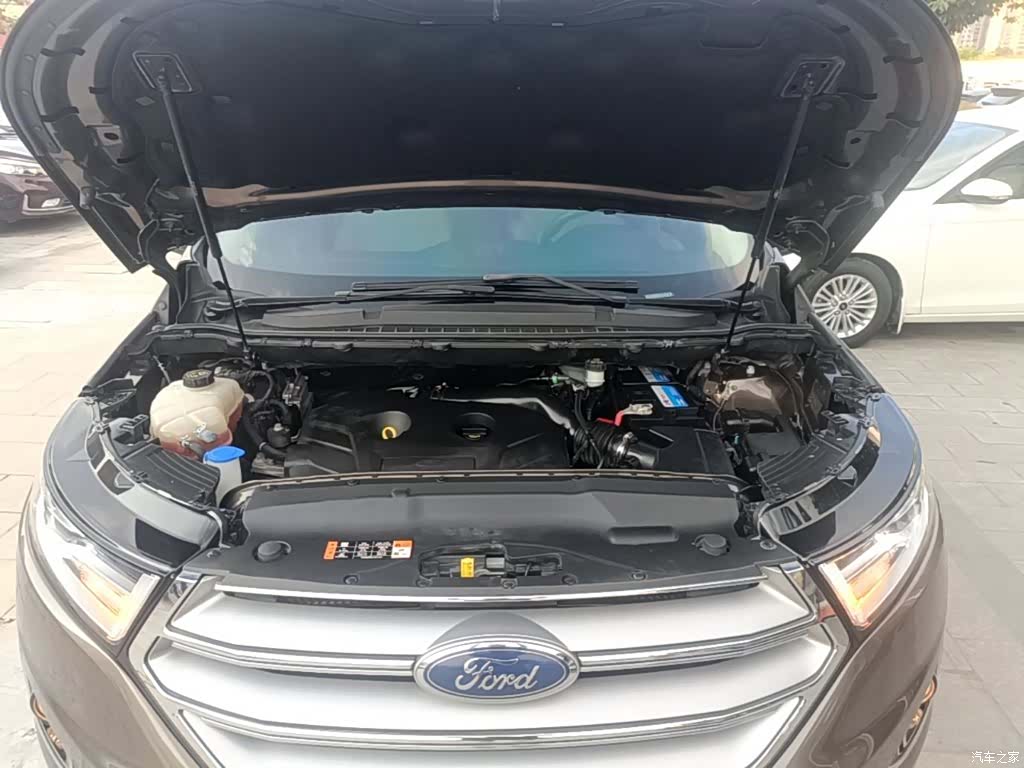 Ford Edge, 2016 17