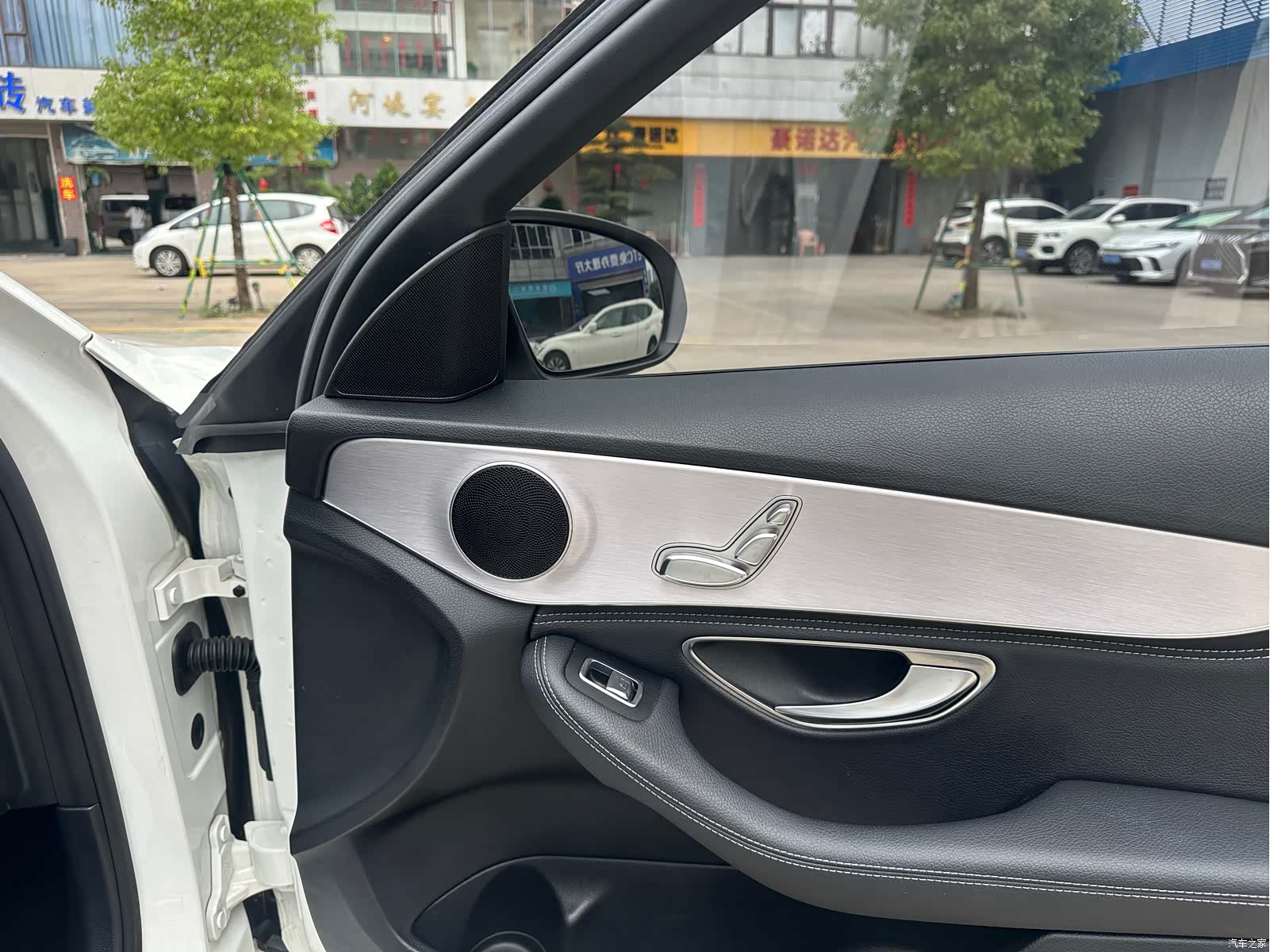 Mercedes-Benz C-Class, 2018 27