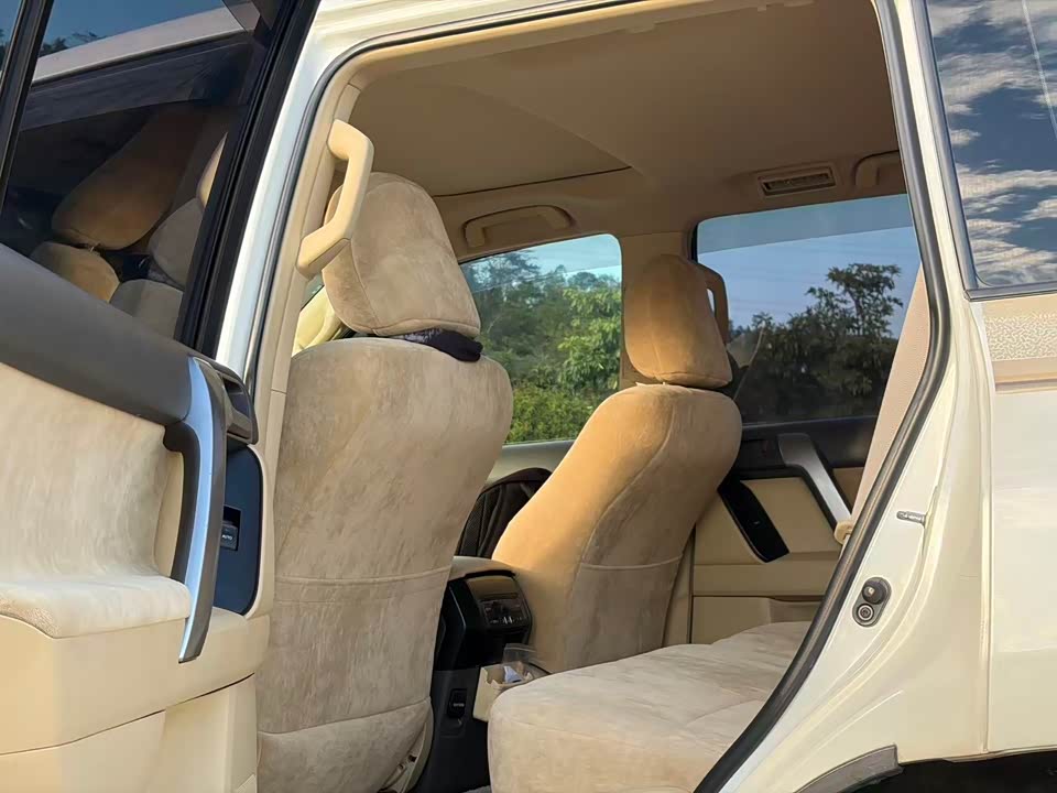 Toyota Prado