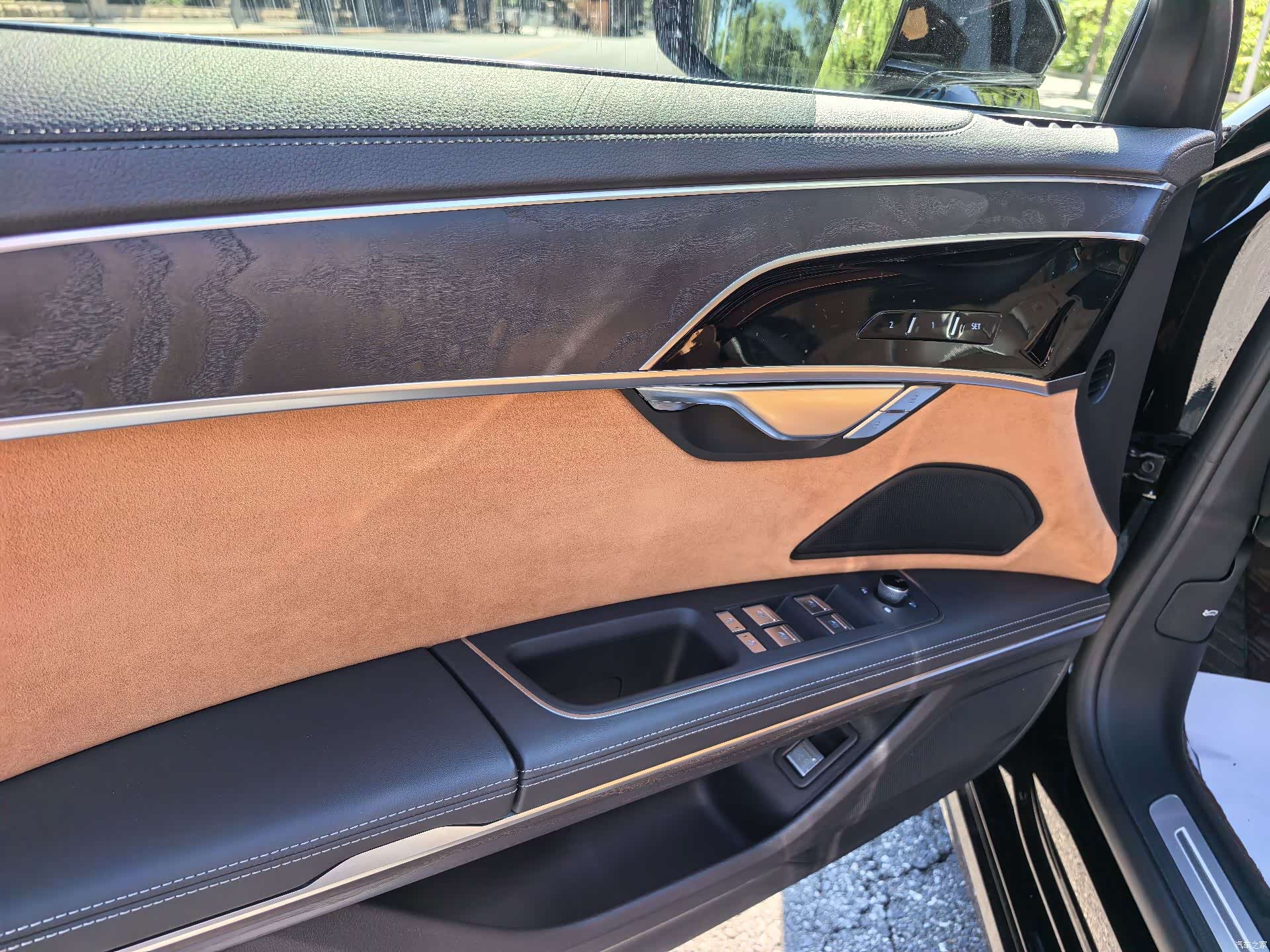 Audi A8L, 2024 8