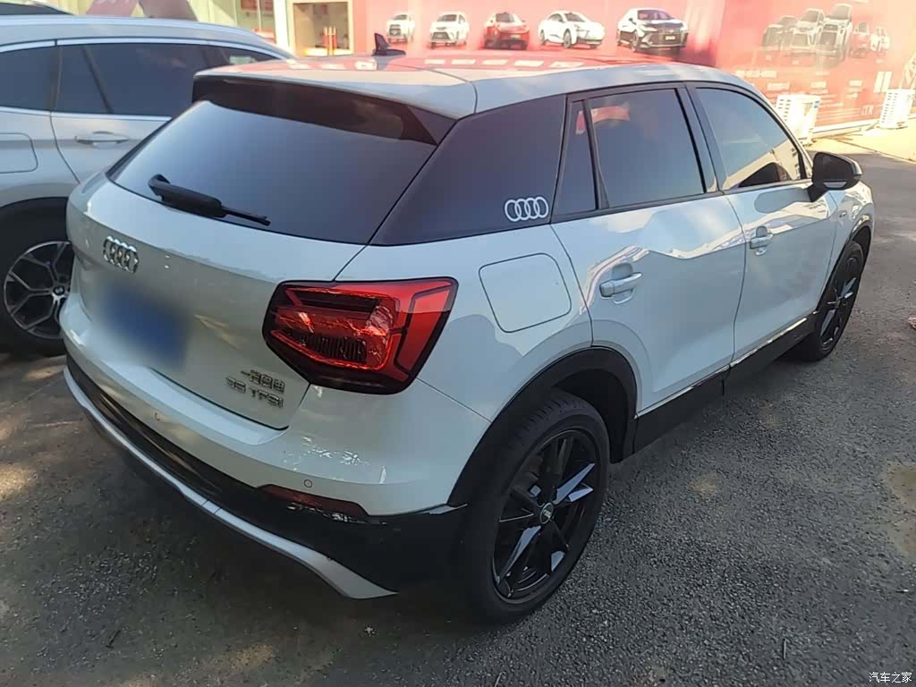 Audi Q2L, 2021 7