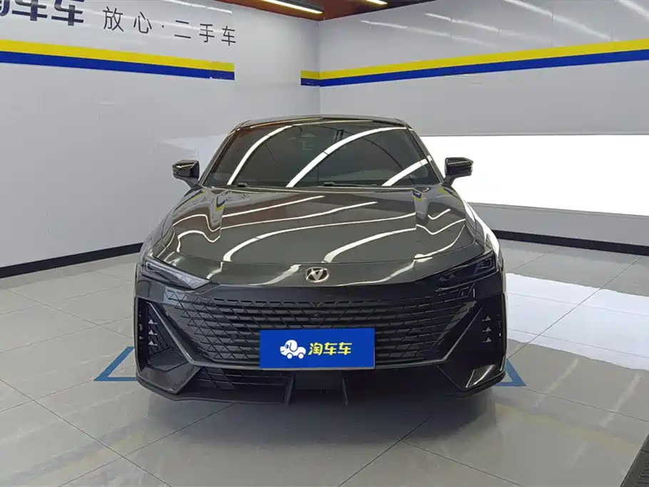 Changan UNI-V
