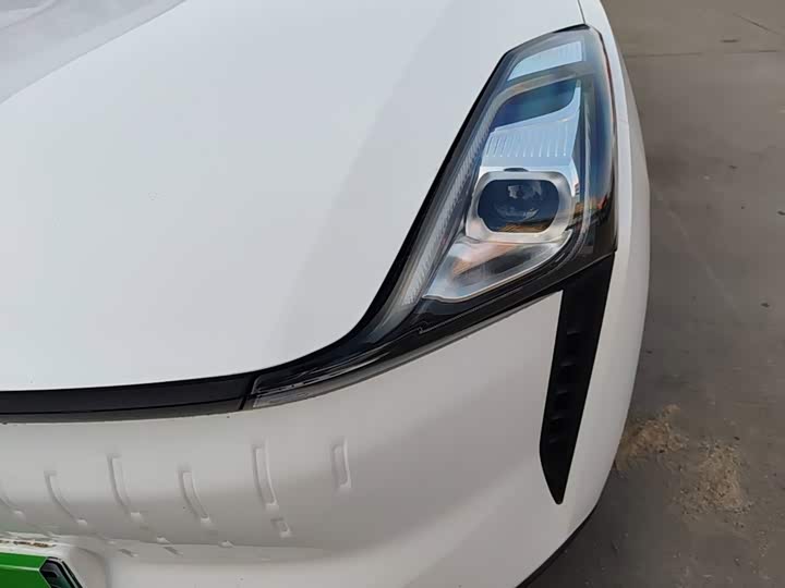 Bestune NAT 2022 shu xiang chu xing ban 100kW 425km