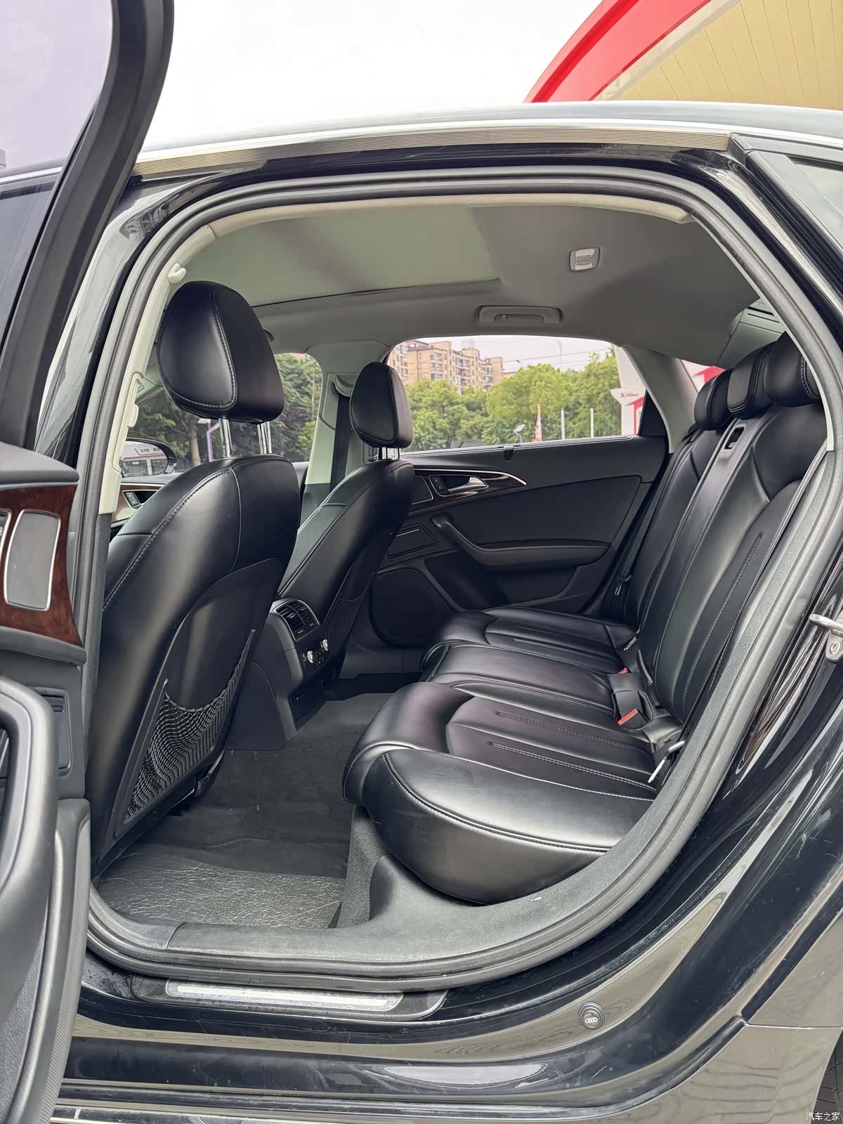 Audi A6L, 2016 11