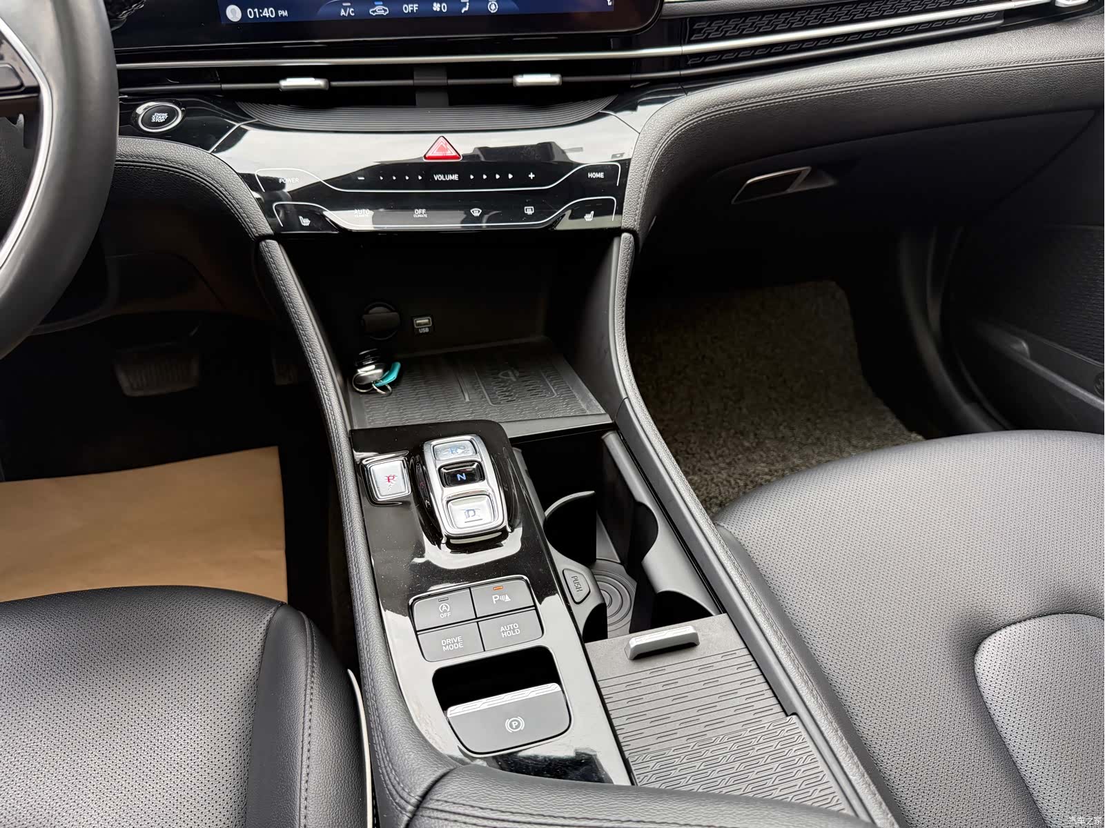 Hyundai 270TGDi, 2022 16