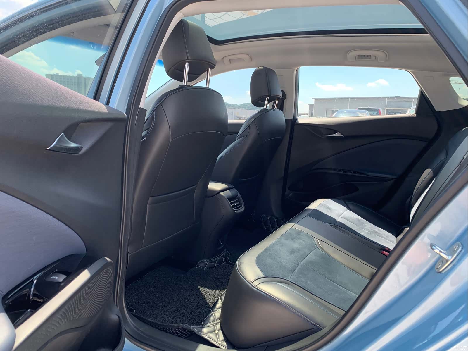 Buick Velite, 2020 9