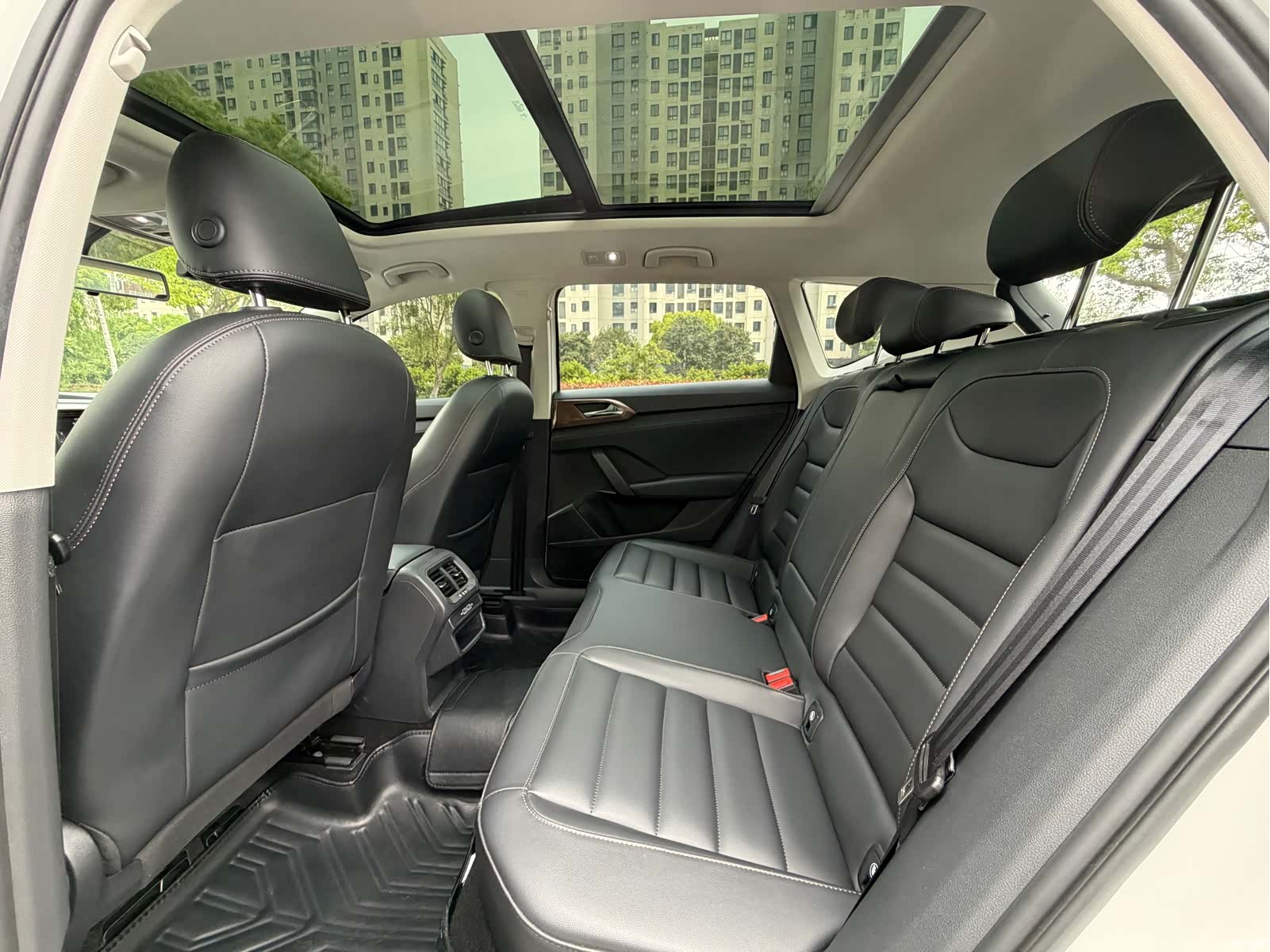 Volkswagen Tharu, 2020 все фото