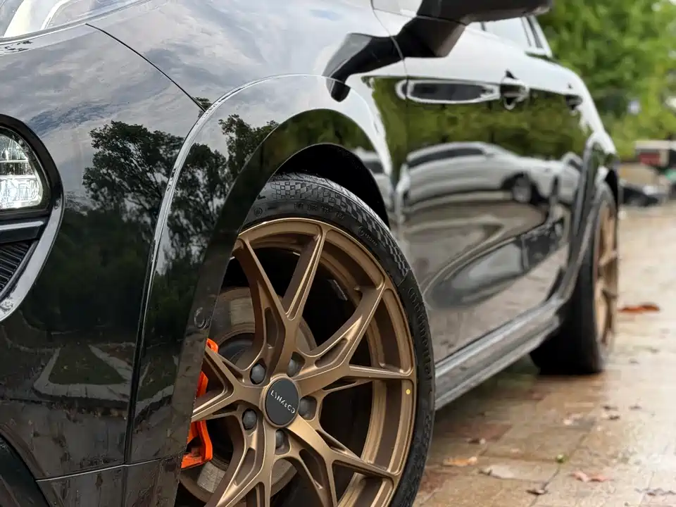 Lynk & Co 02 Hatchback