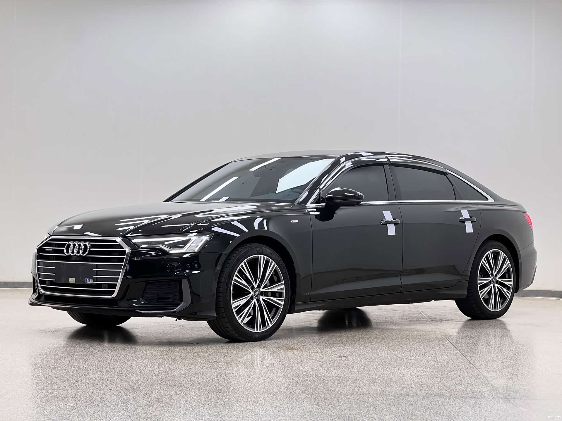 Audi A6L, 2022 1