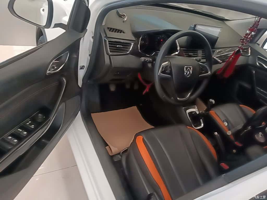 Wuling 310, 2016 16