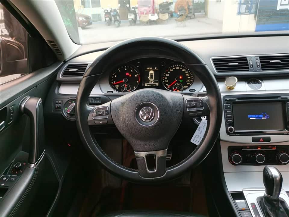Volkswagen Magotan