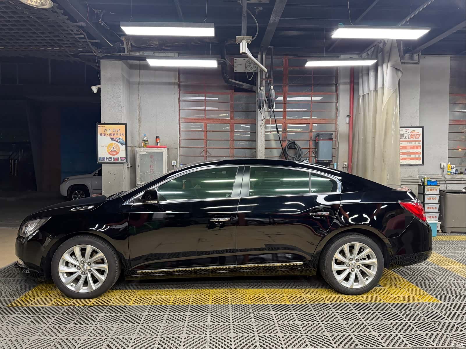 Buick LaCrosse, 2013 3