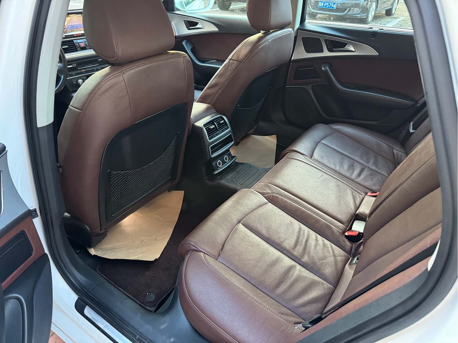 Audi A6L, 2015 11