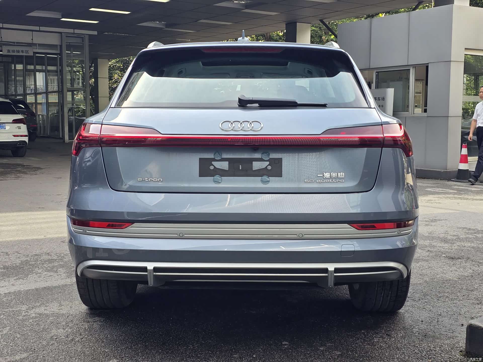 Audi e-tron, 2026 6