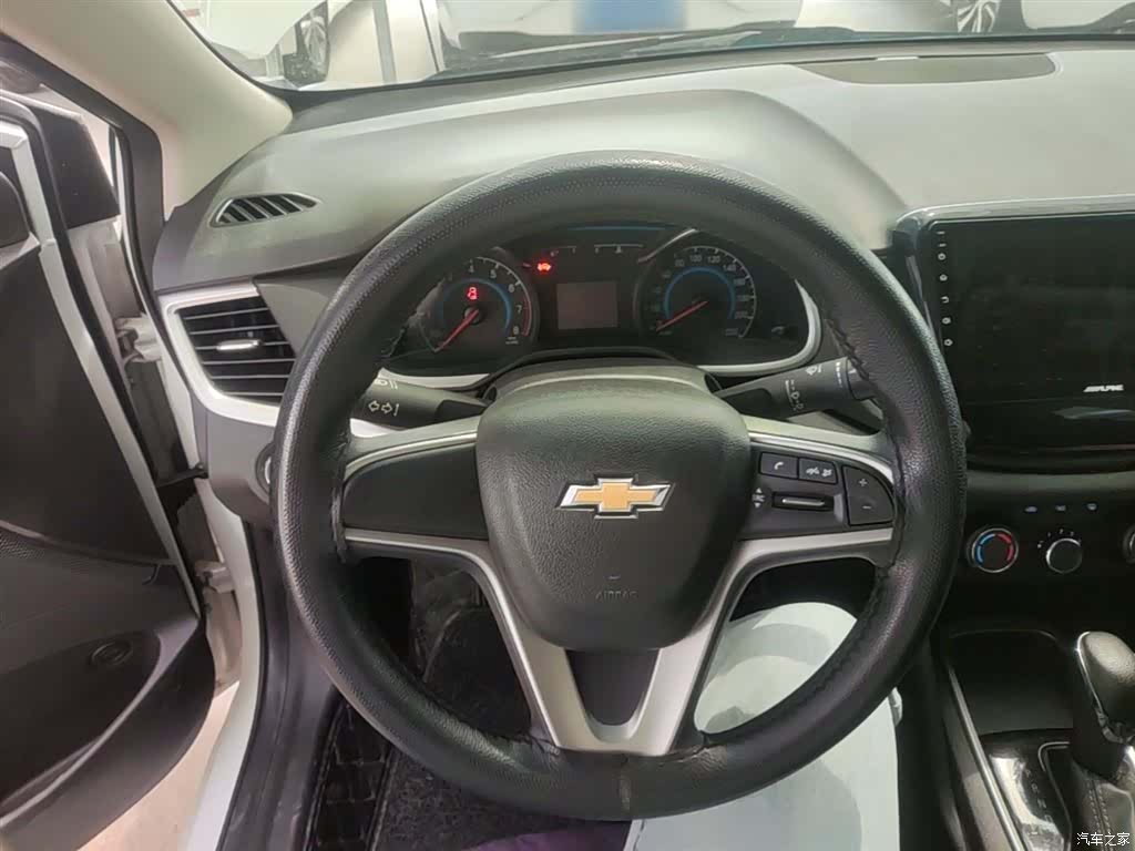 Chevrolet 320, 2019 11