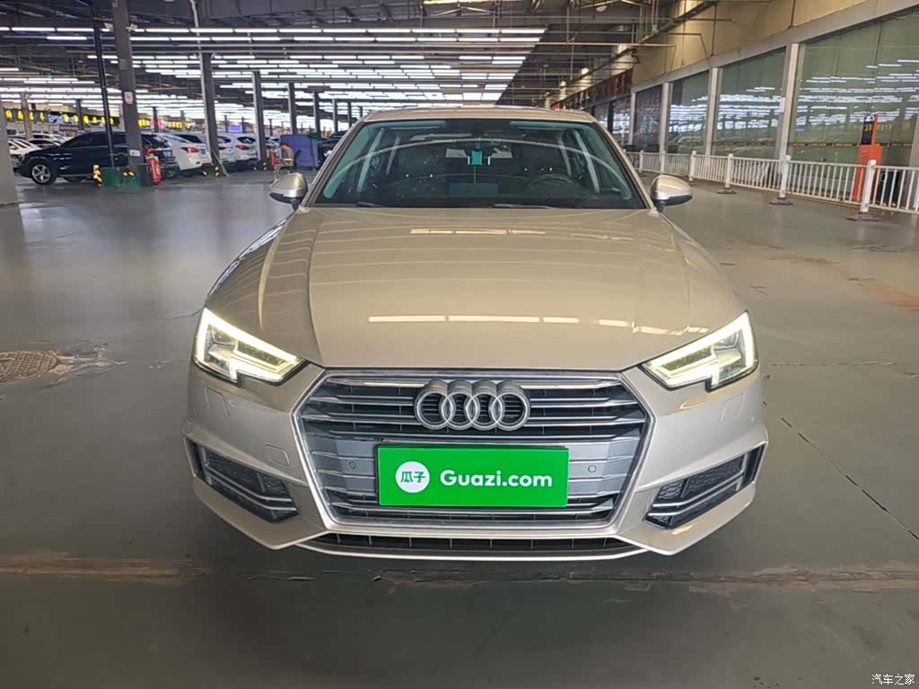 Audi A4L, 2018 3