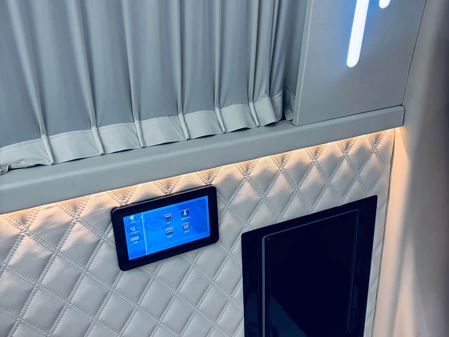 Mercedes-Benz Sprinter 2018, фото 10