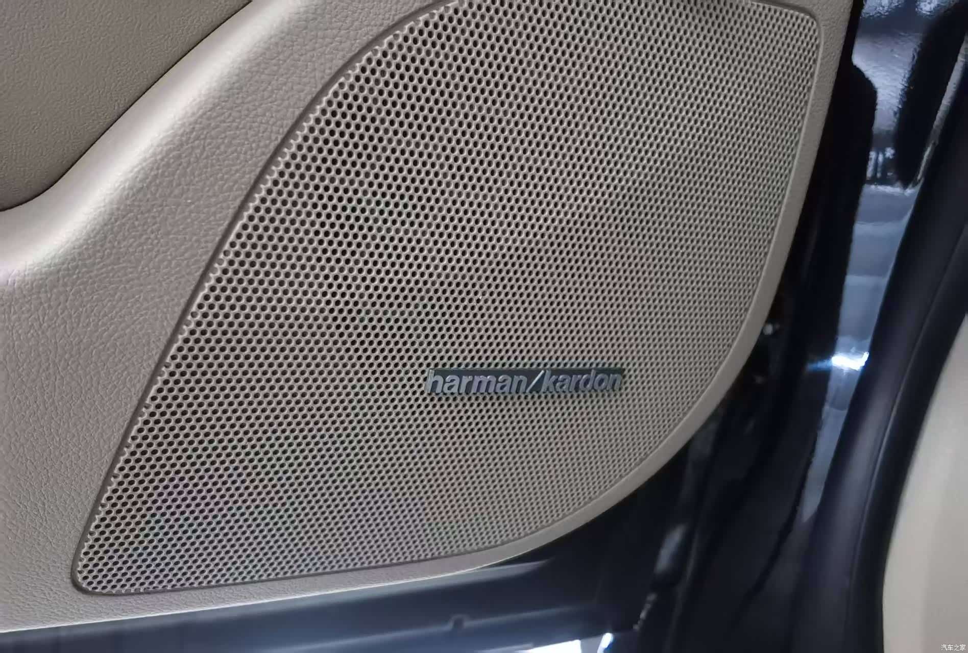 Buick LaCrosse, 2011 9