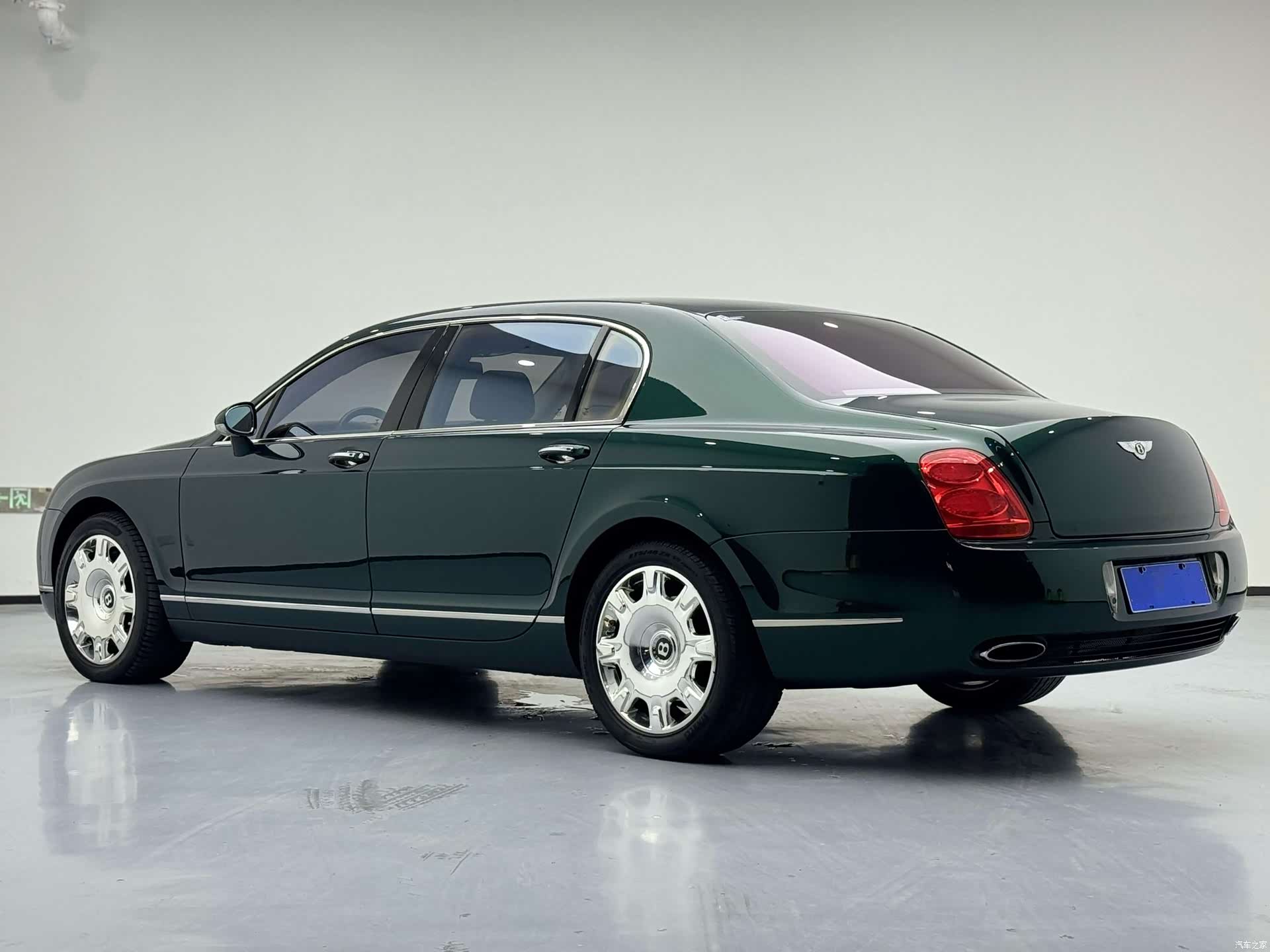 Bentley Flying Spur, 2007 7