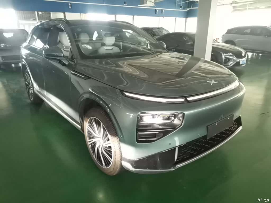 Xpeng G9, 2023 4