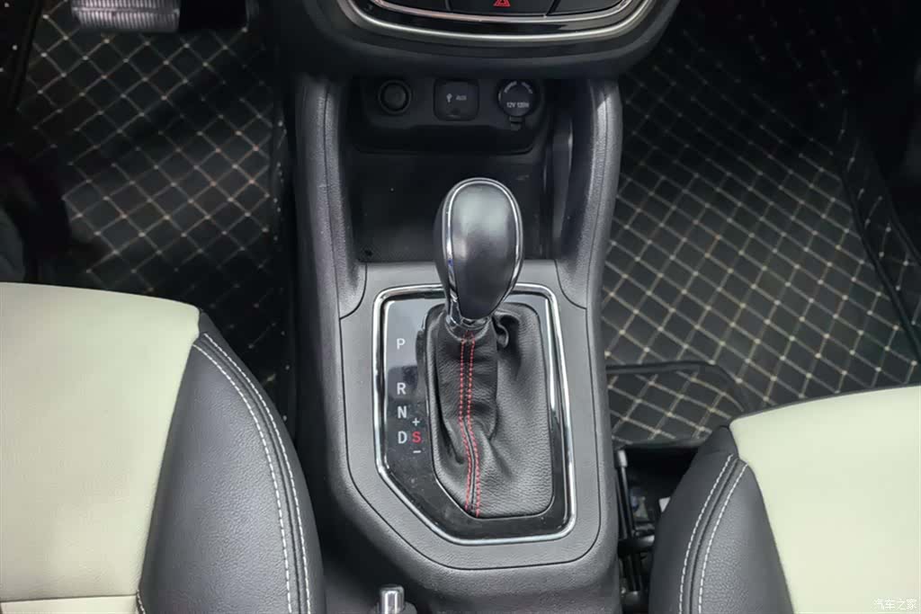 Changan CS35, 2017 16
