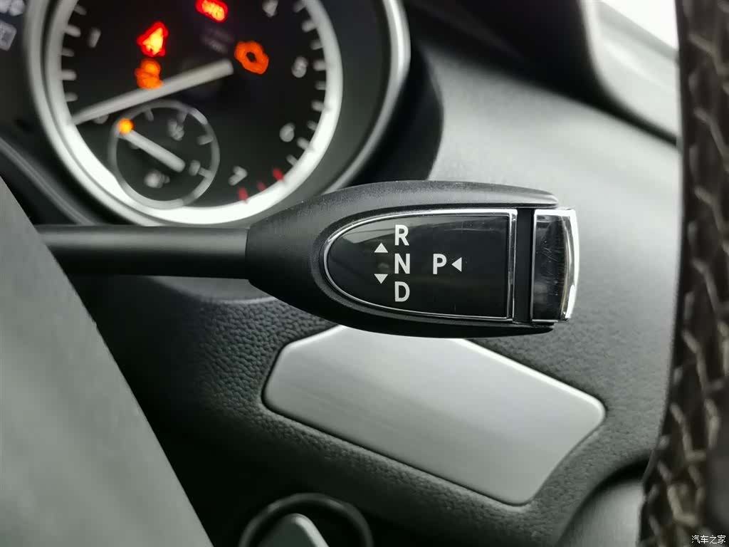 Mercedes-Benz R-Class, 2016 15