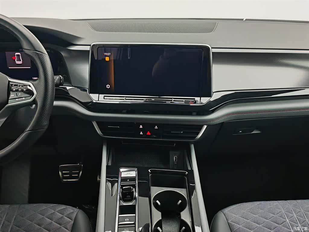 Volkswagen Teramont X, 2023 12