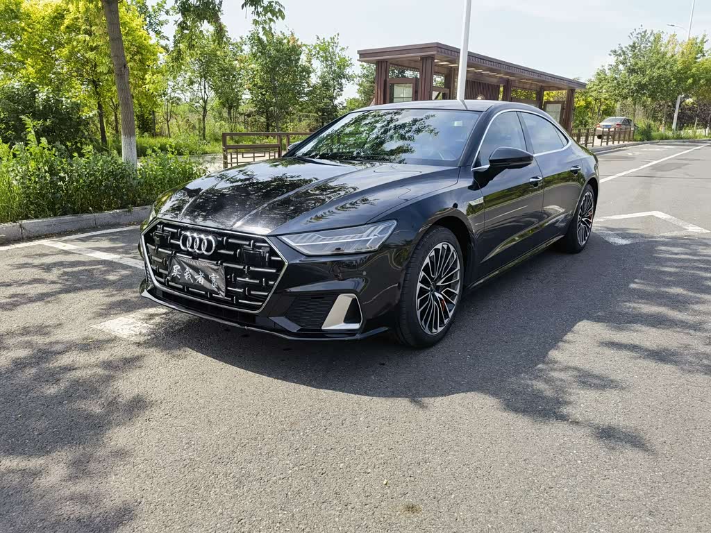 Audi A7L