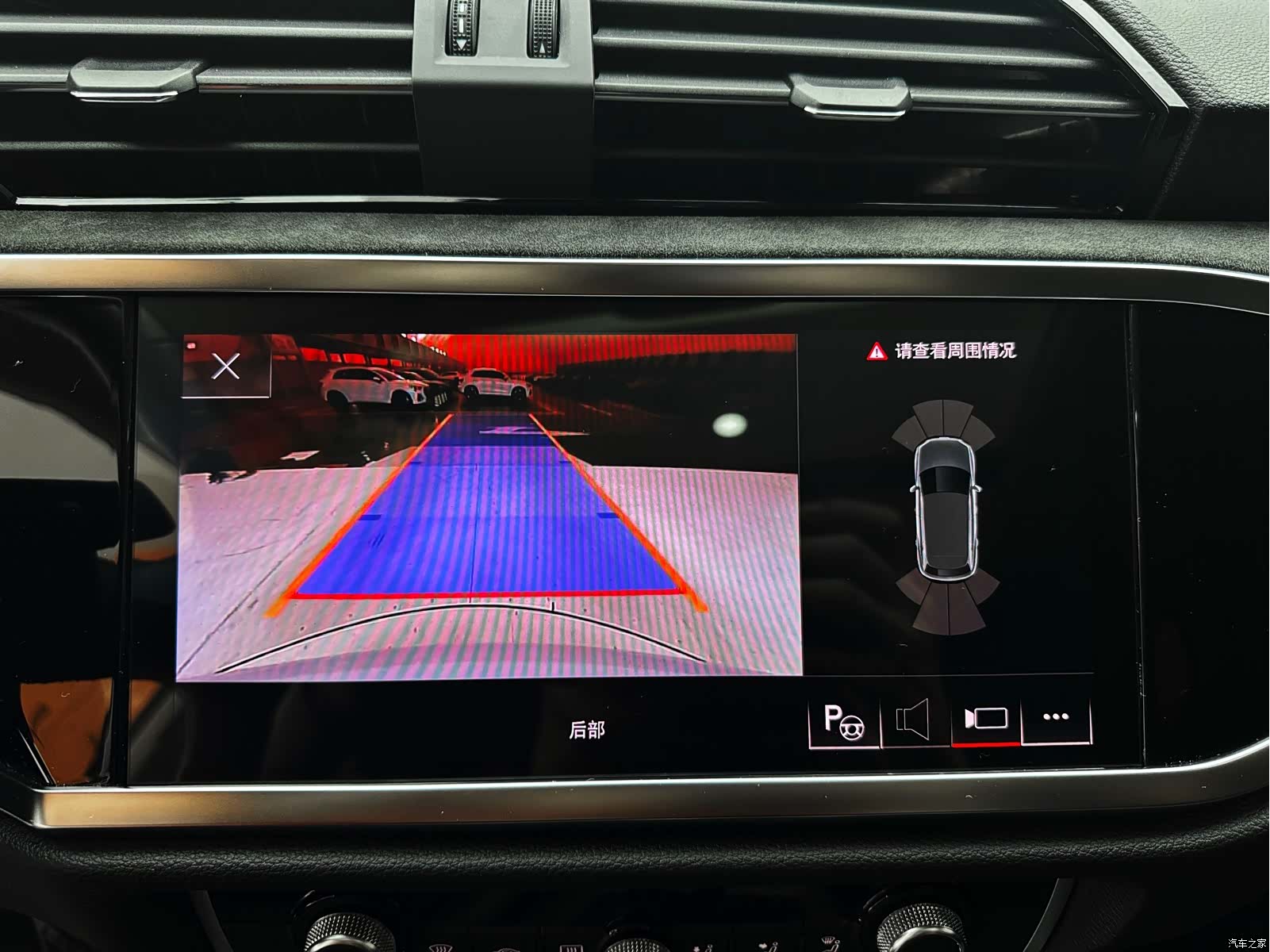 Audi Q3, 2021 24