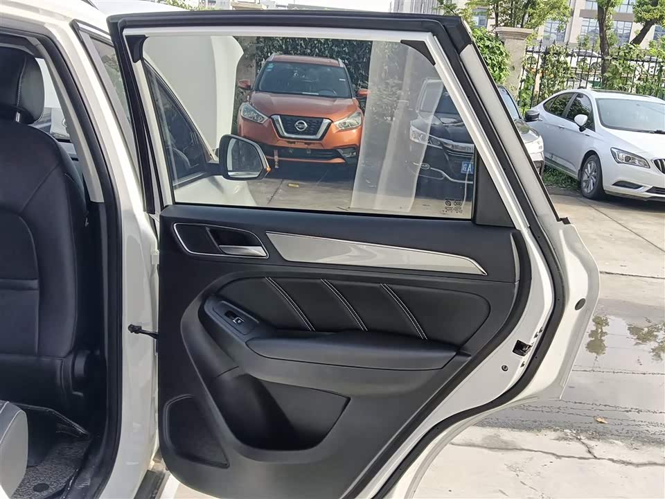 Roewe RX5 Roewe RX5